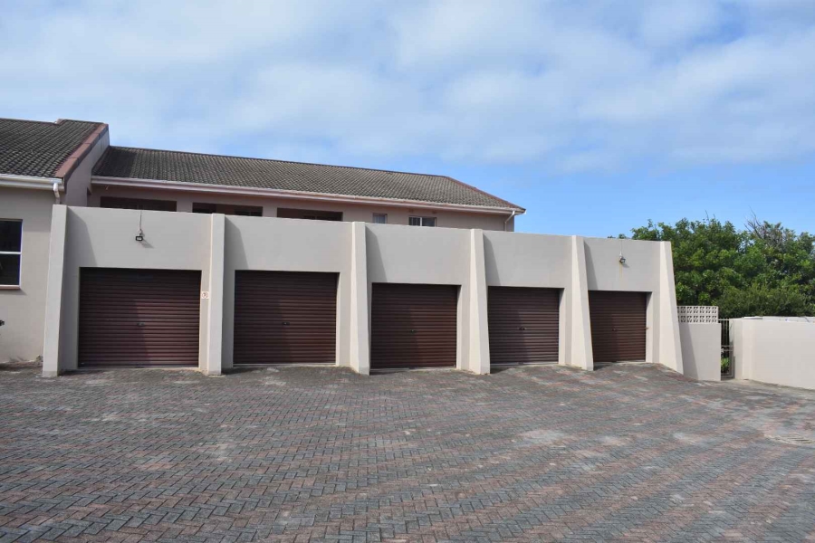 2 Bedroom Property for Sale in Gonubie Eastern Cape